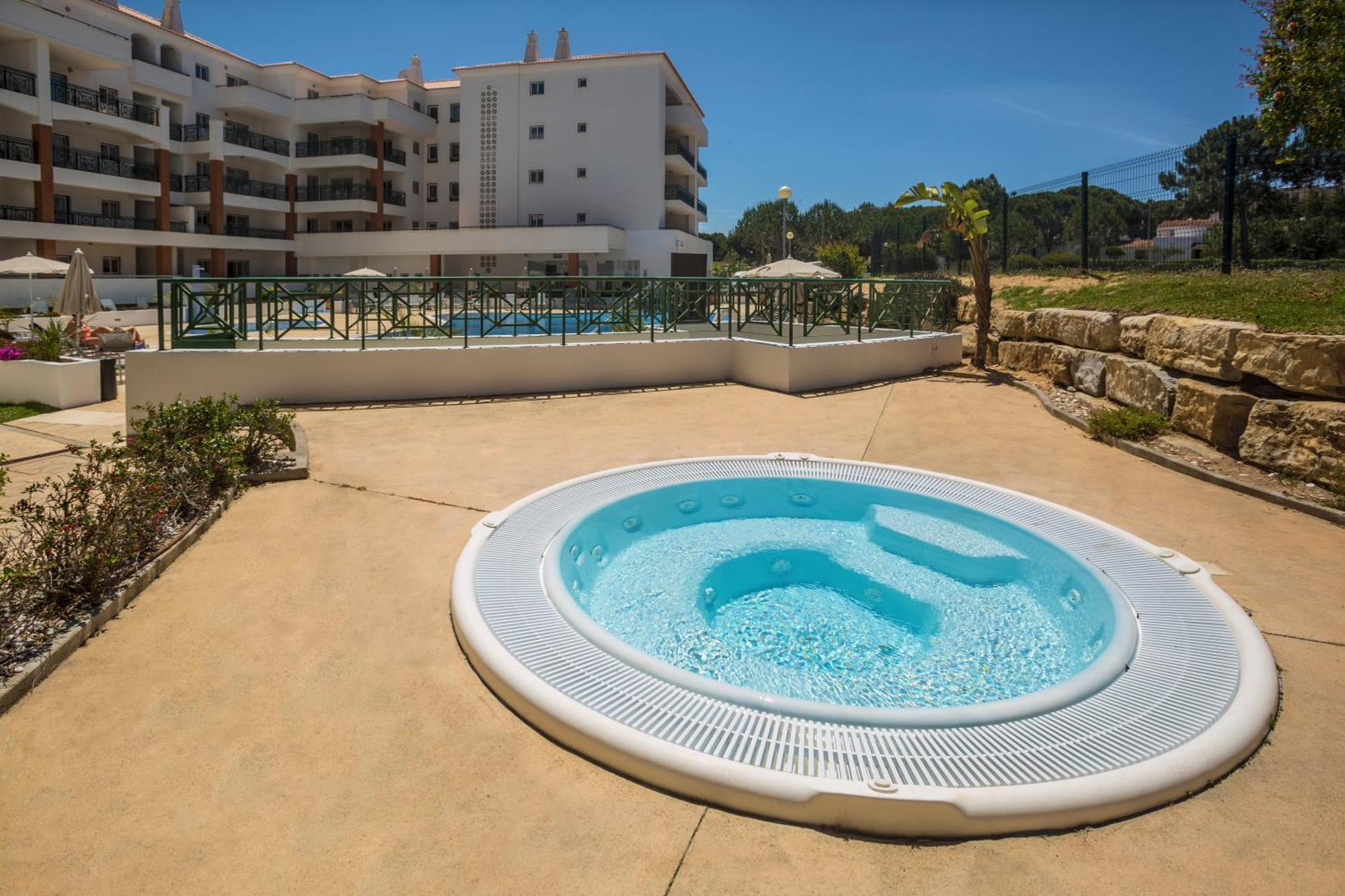 Ap Victoria Sports & Beach Olhos de Agua  Kültér fotó